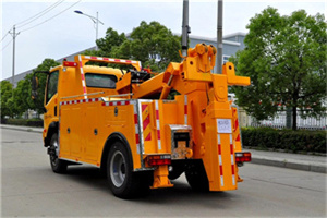 水富高速路拖车费